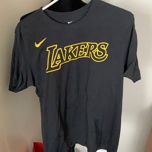 Nike men’s Lakers tee